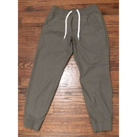 Vuori V436 Green Jogger Pants Men's Size Medium